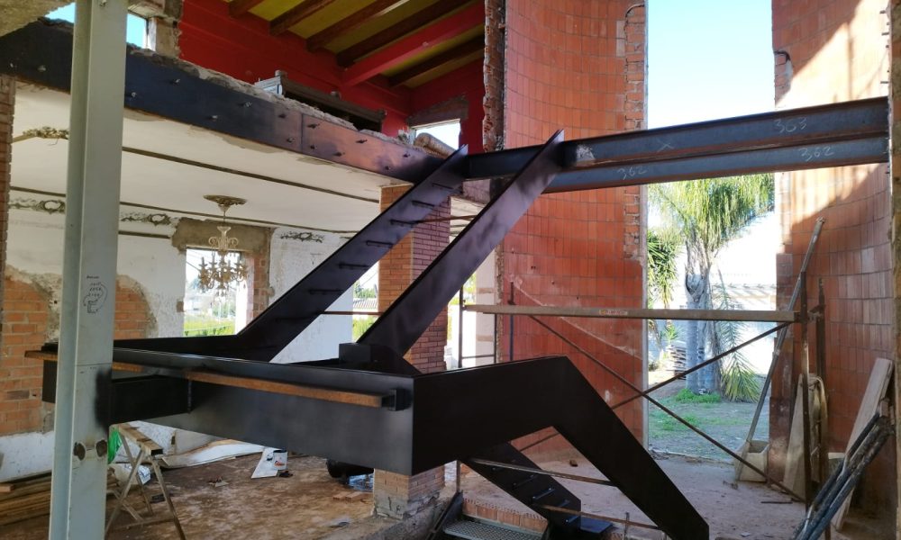 Escalera de hierro